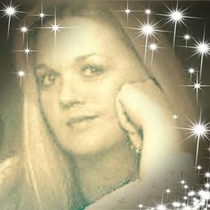 Meet your Posher, Loreena